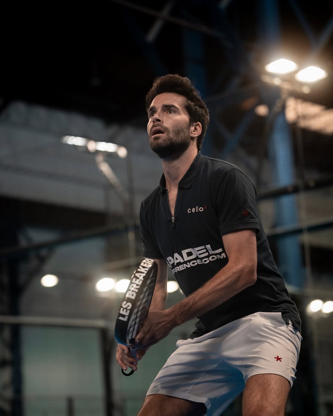 Marketing digital pour clubs de padel : le guide complet pour remplir vos terrains